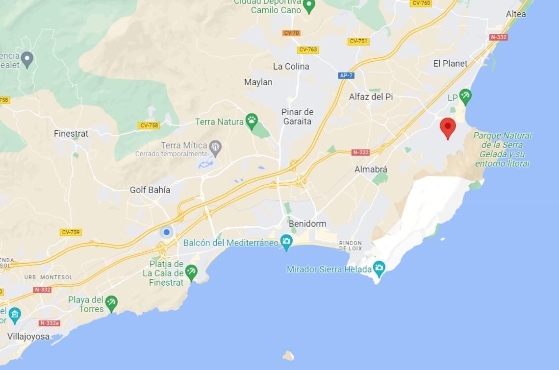 New luxury villa with pool in Albir