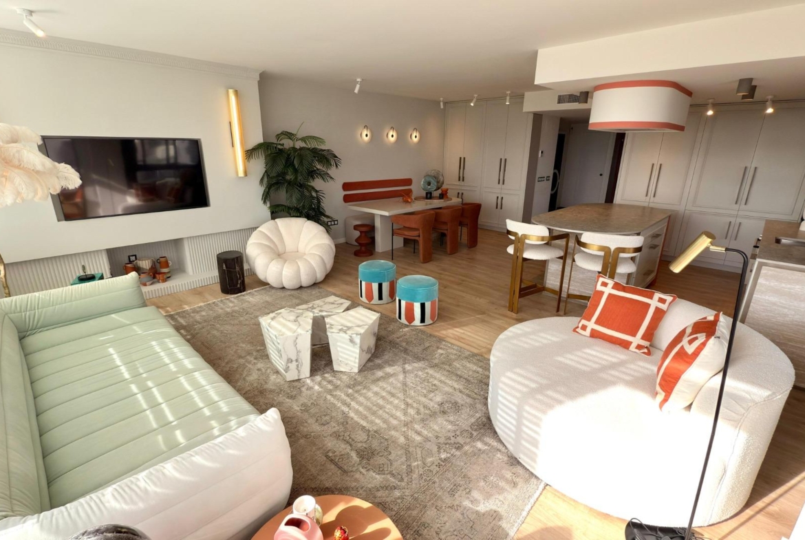 Exclusief penthouse met uitzicht op zee en prachtige renovatie, in pau 5