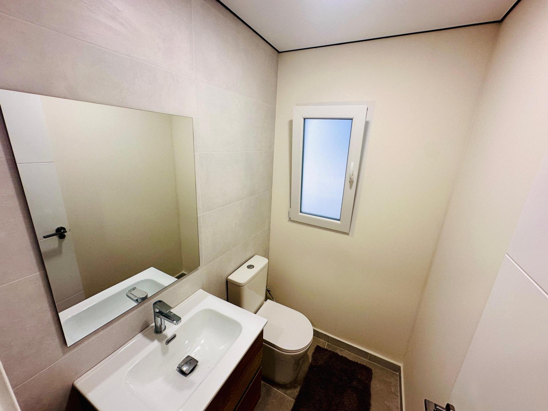 Bright and spacious apartment for sale in Alicante, Campoamor area