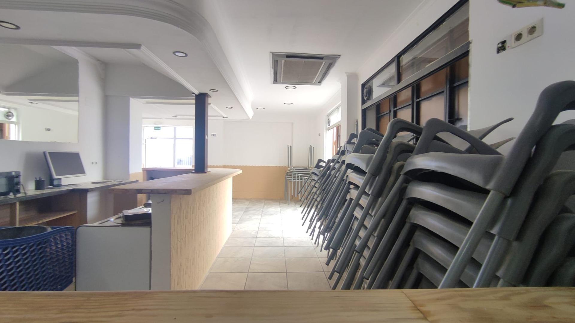 4-10-79 Bar – restaurant with licence in San Gabriel Alicante
