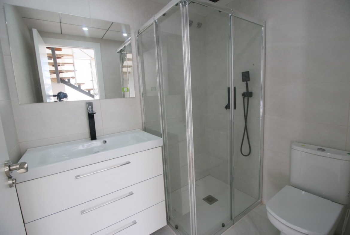 Villa de obra nueva en zona Av. Coloma de La Nucia