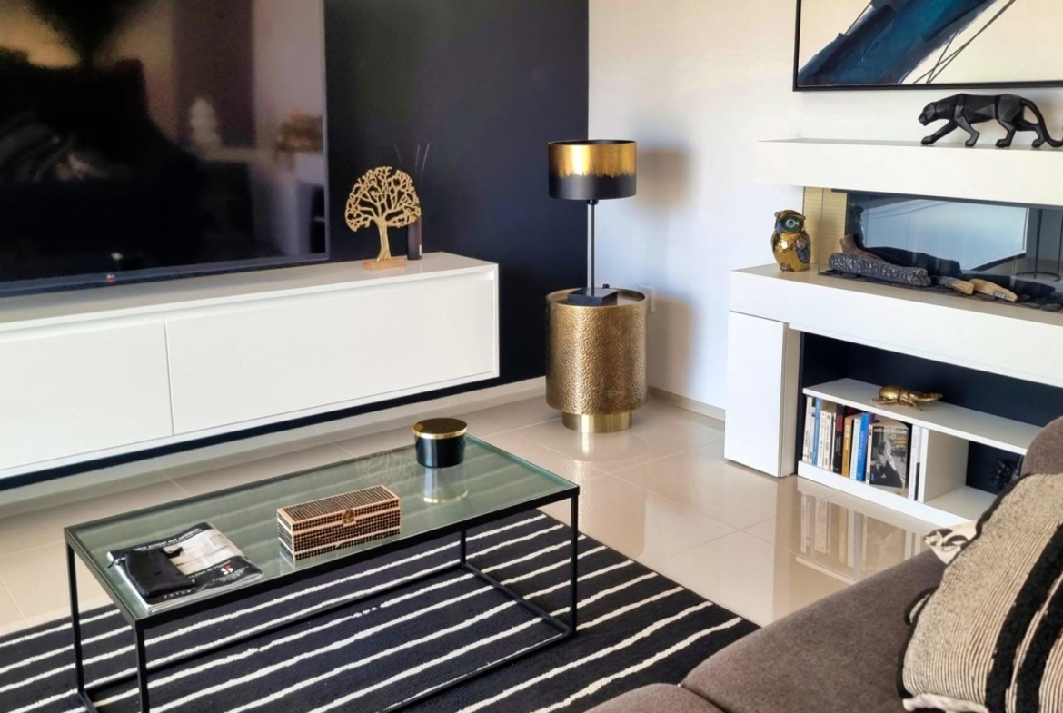 Ciudad Quesada, Doña Pepa, luxe bungalow op de bovenste verdieping