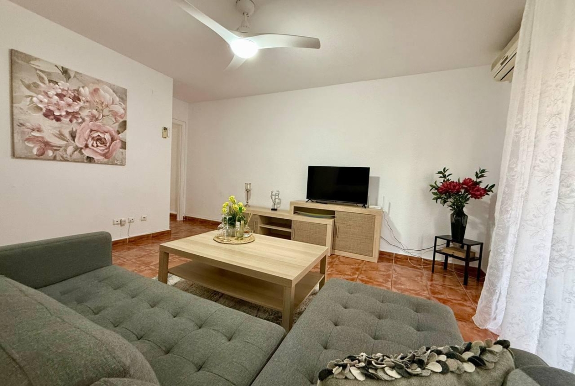 Exclusive apartment with 2 bedrooms and 3 terraces – Ref. A10245