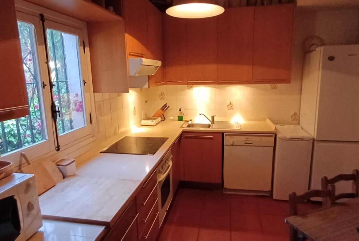 Espectacular Vivienda Independiente en Zona Frank Espinós