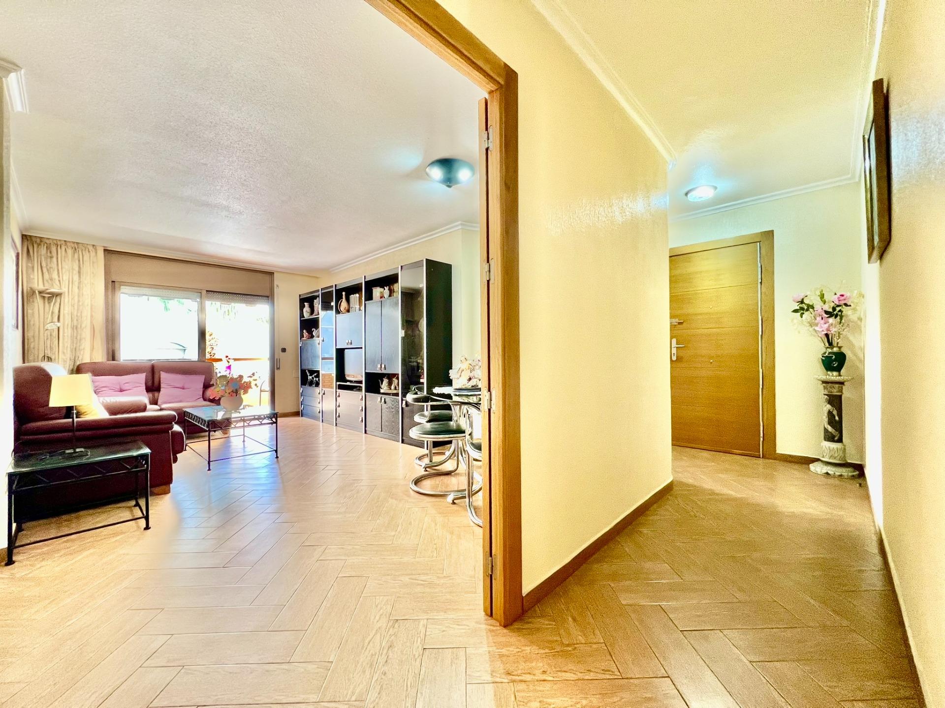4-11-99 Confort, amplitud y exclusivididad. PISO DE 145m2 EN UBICACIÓN PRIVILEGIADA