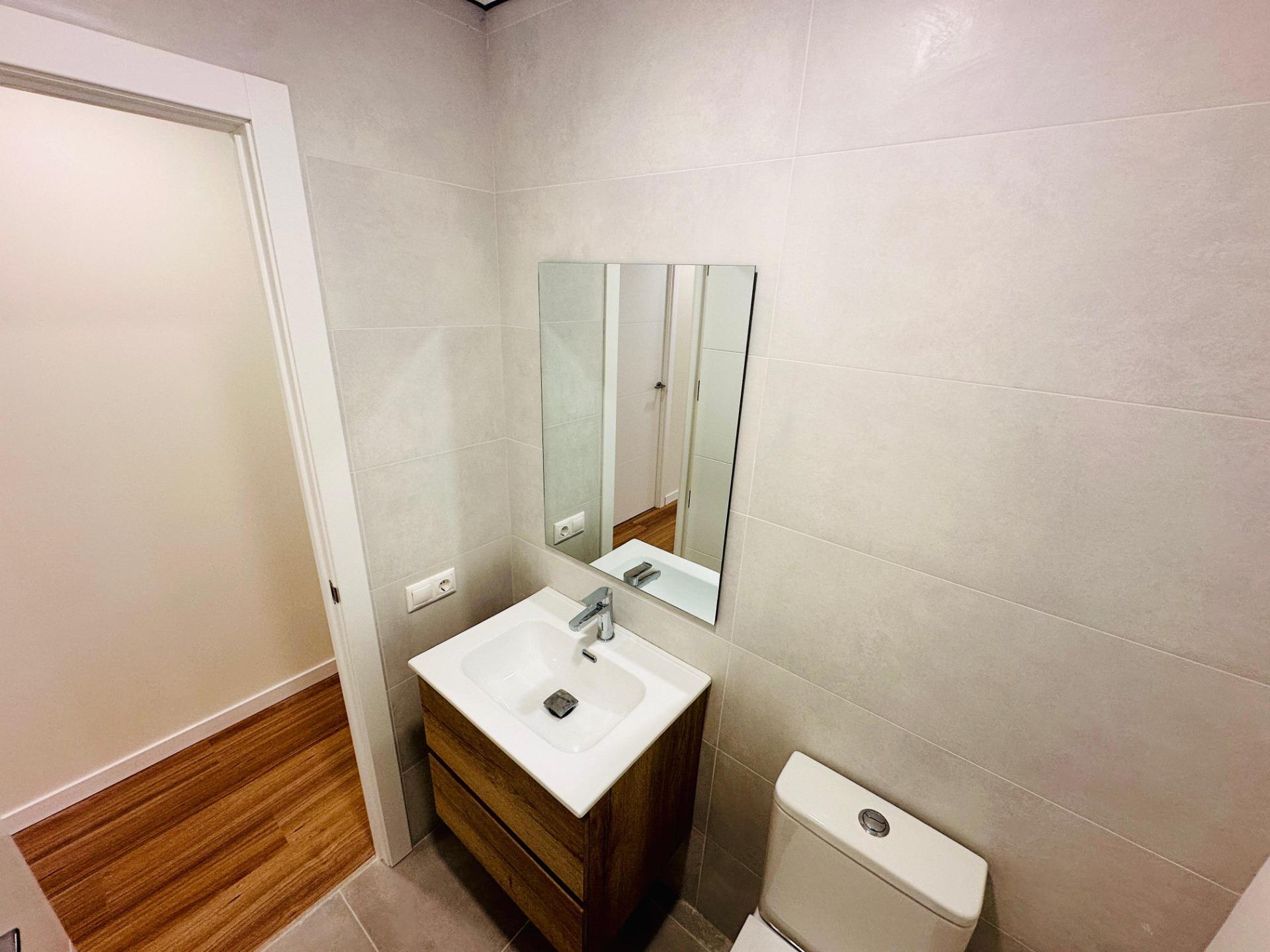 Bright and spacious apartment for sale in Alicante, Campoamor area