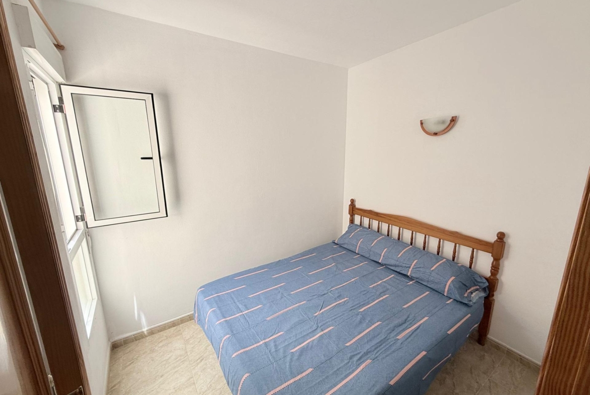 Ideal Home Steps from the Beach with Tourist License