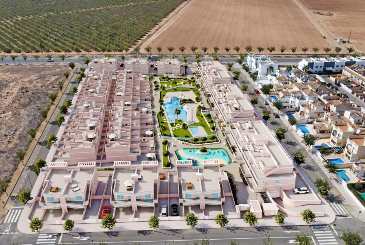ADOSADOS DE OBRA NUEVA EN PILAR DE LA HORADADA. 3 DORM. 2 BAÑOS. CON PLAZA DE GARAJE Y PISCINA. 83 M2. JARDIN 33 M2. SOLARIUM 34 M2.