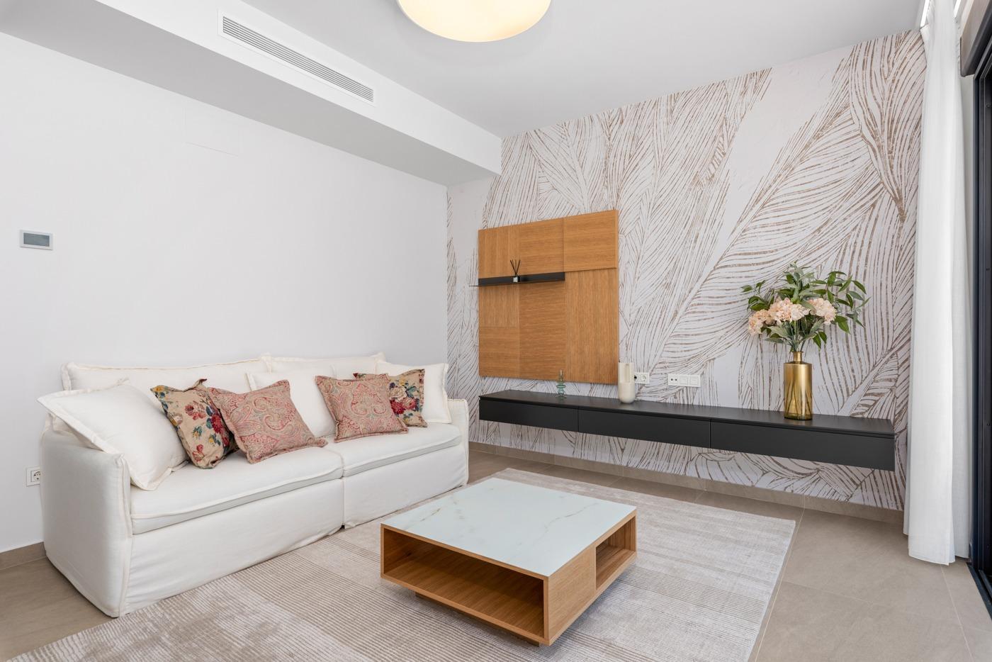 4-14-53 OBRA NUEVA! VILLA DE LUJO EN ORIHUELA COSTA. PLAYA A 350 METROS.