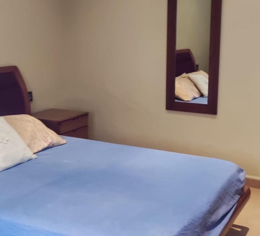 House in the Center of Torrevieja: Comfort and Proximity to the Beach with 3 Bedrooms and 2 Bathrooms