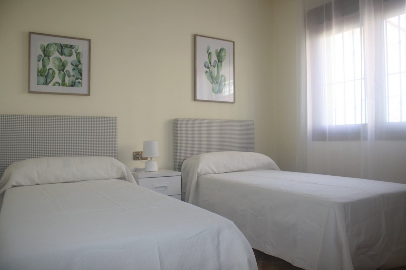 BEAUTIFUL VILLA IN LOS ALTOS, TORREVIEJA