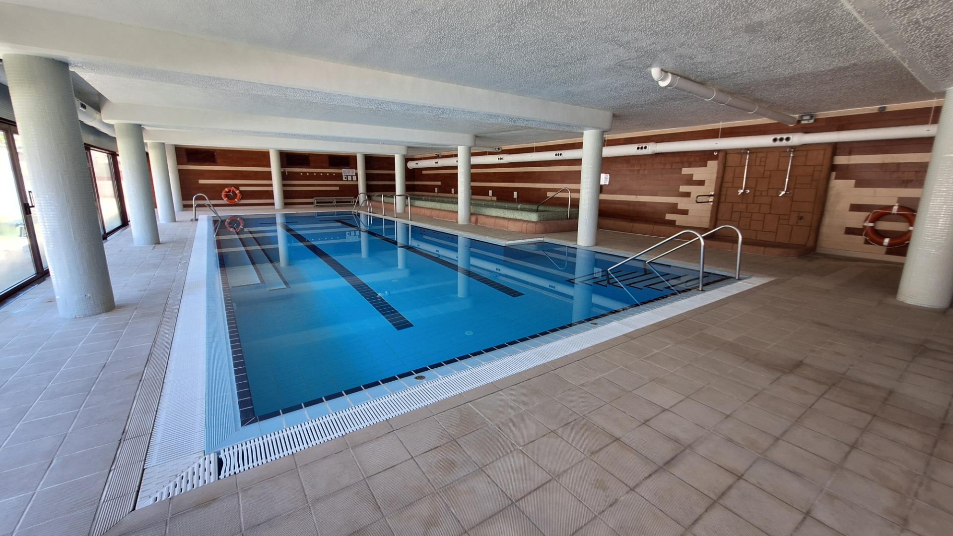 Apartment in Archena with unobstructed views of the spa, garage and storage room. Luxury common areas