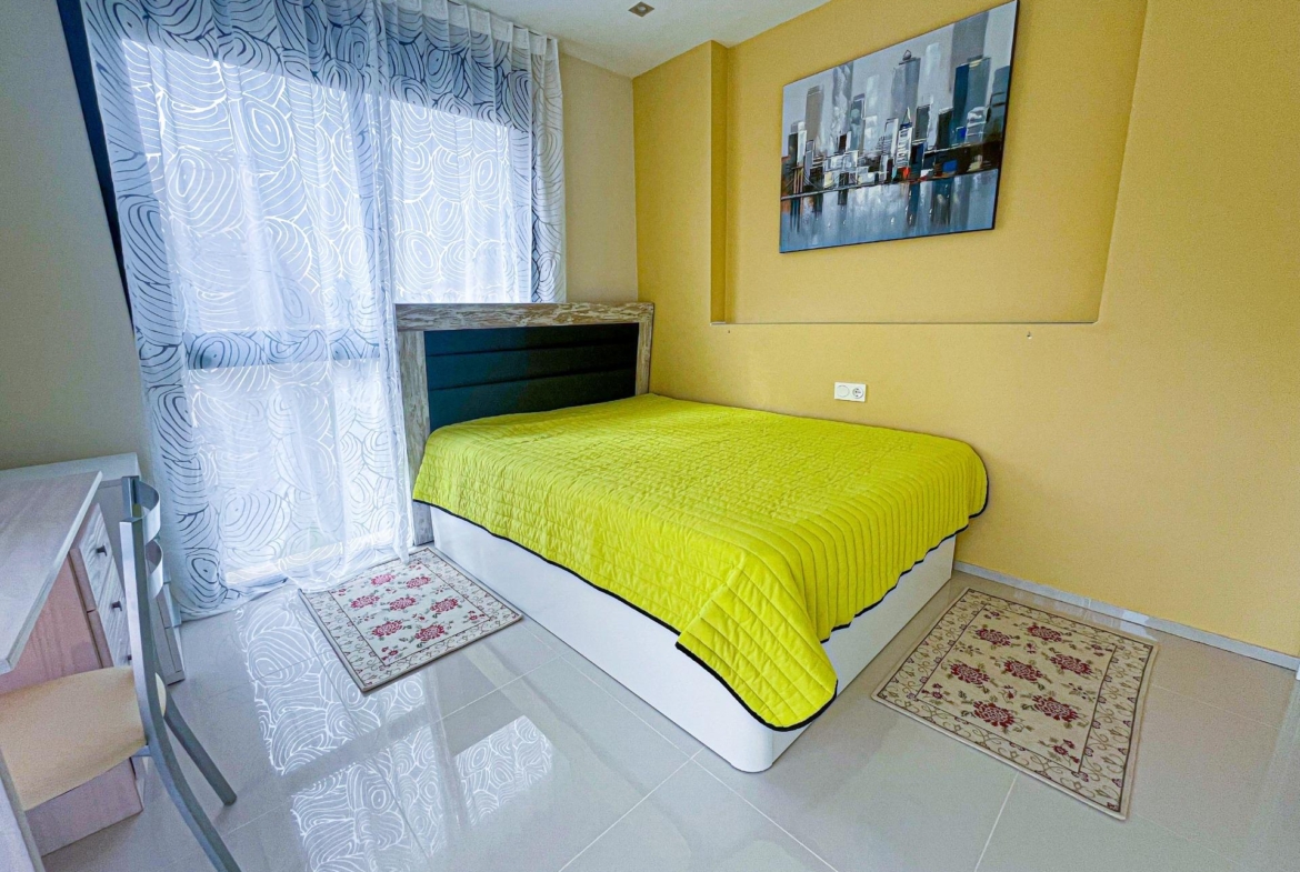 VILLA DE LUJO EN LA ZENIA. 5 DORM. 4 BAÑOS. PISCINA PRIVADA. PARCELA 410 M2.