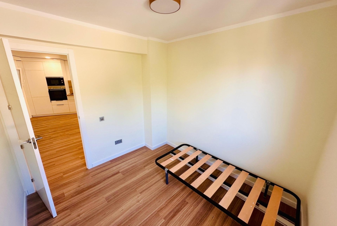 Bright and spacious apartment for sale in Alicante, Campoamor area