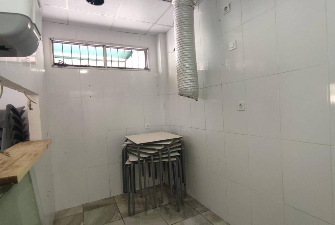 Bar – restaurant with licence  in San Gabriel  Alicante