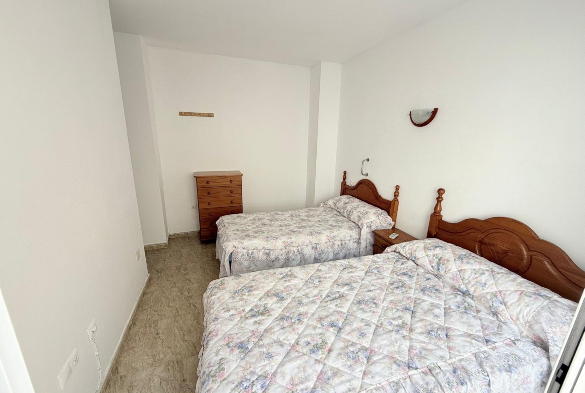 Ideal Home Steps from the Beach with Tourist License