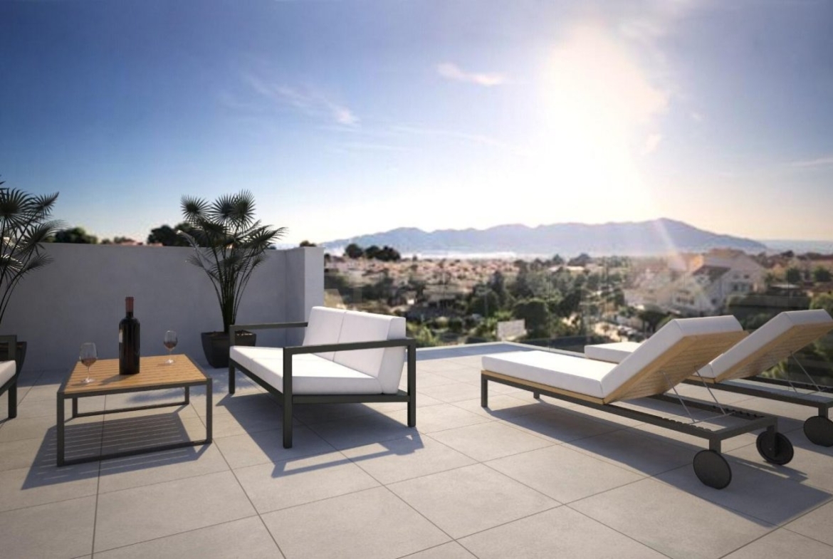 Villas de obra nueva con piscina en La Nucia