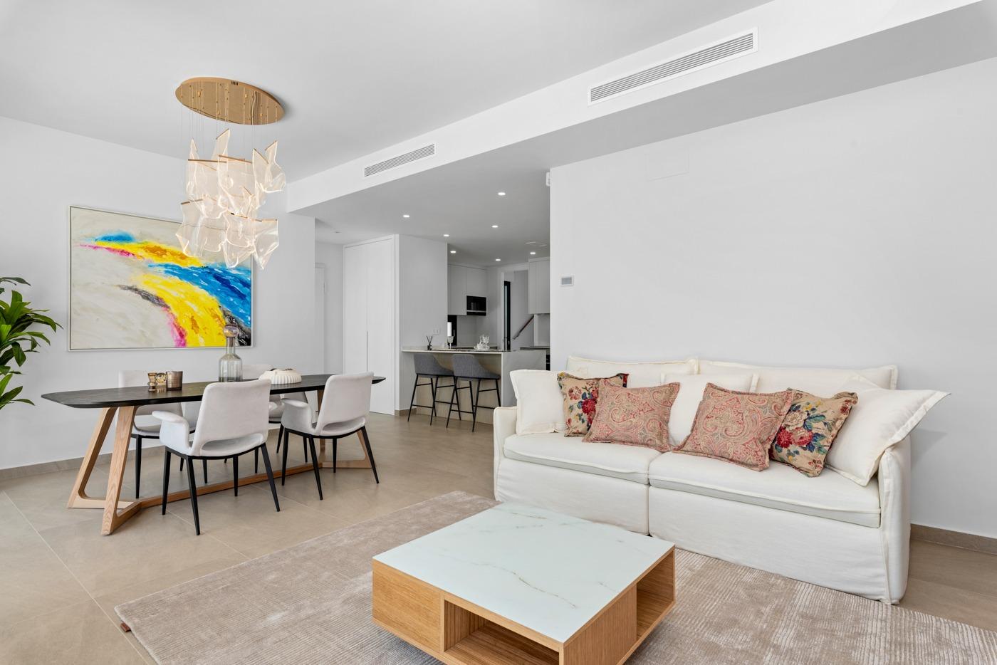 4-17-42 OBRA NUEVA! VILLA DE LUJO EN ORIHUELA COSTA. PLAYA A 350 METROS.