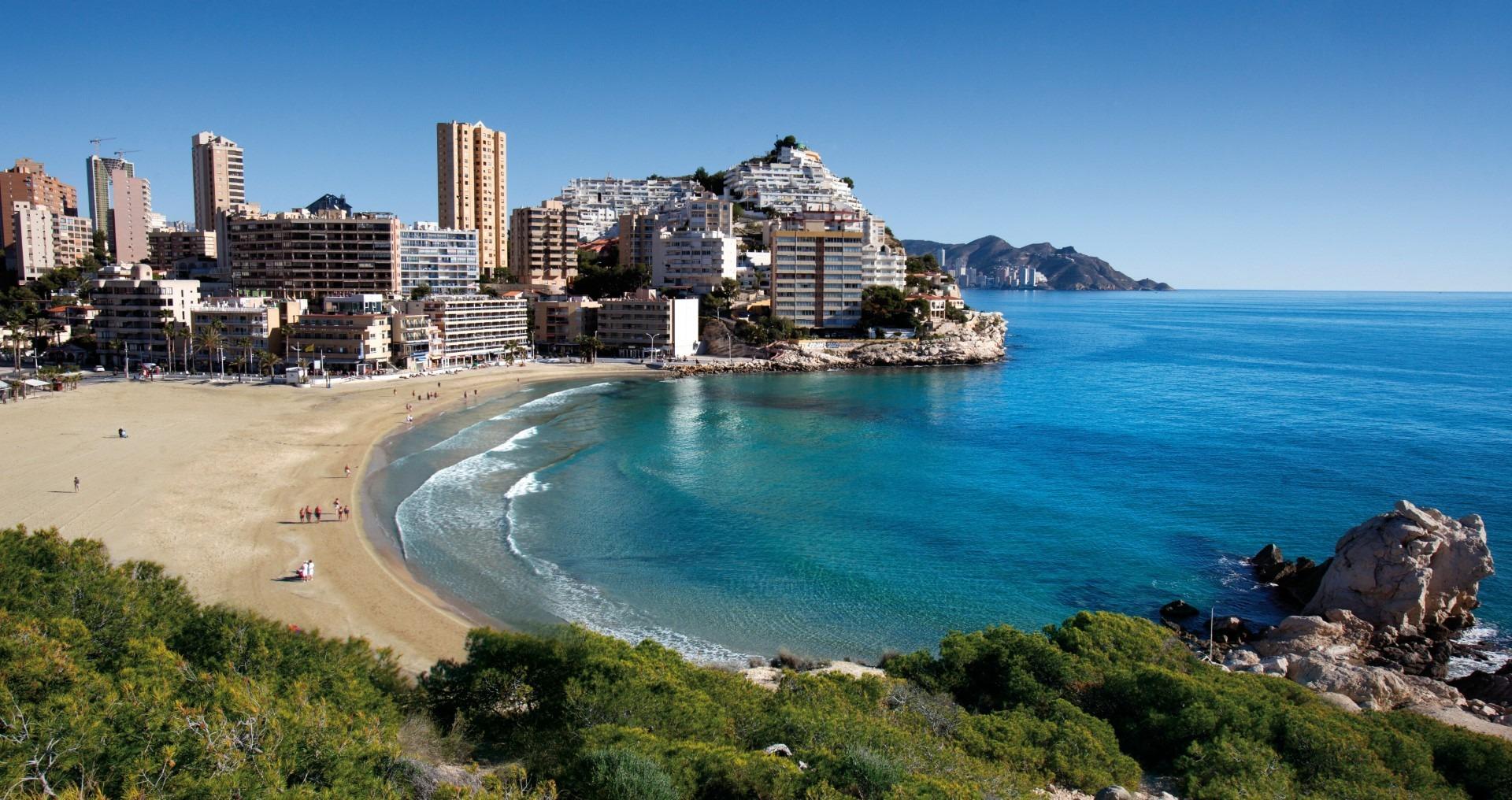 Last 3 homes available at BREEZE, Balcón de Finestrat! 🌴