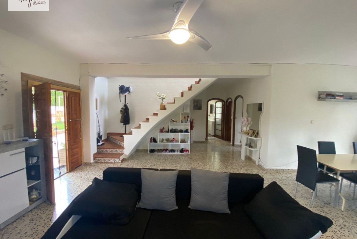 Villa for sale in Algimia de Alfara