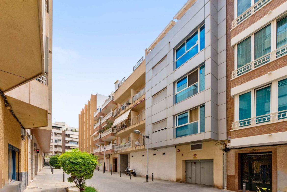 ATICO EN EL CENTRO DE TORREVIEJA.
