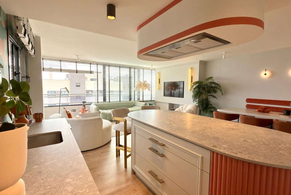 Exclusief penthouse met uitzicht op zee en prachtige renovatie, in pau 5