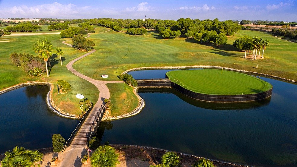 NIEUWE BUILD VILLAS IN PILAR DE LA HORADADA OVER DE GOLF CURSE