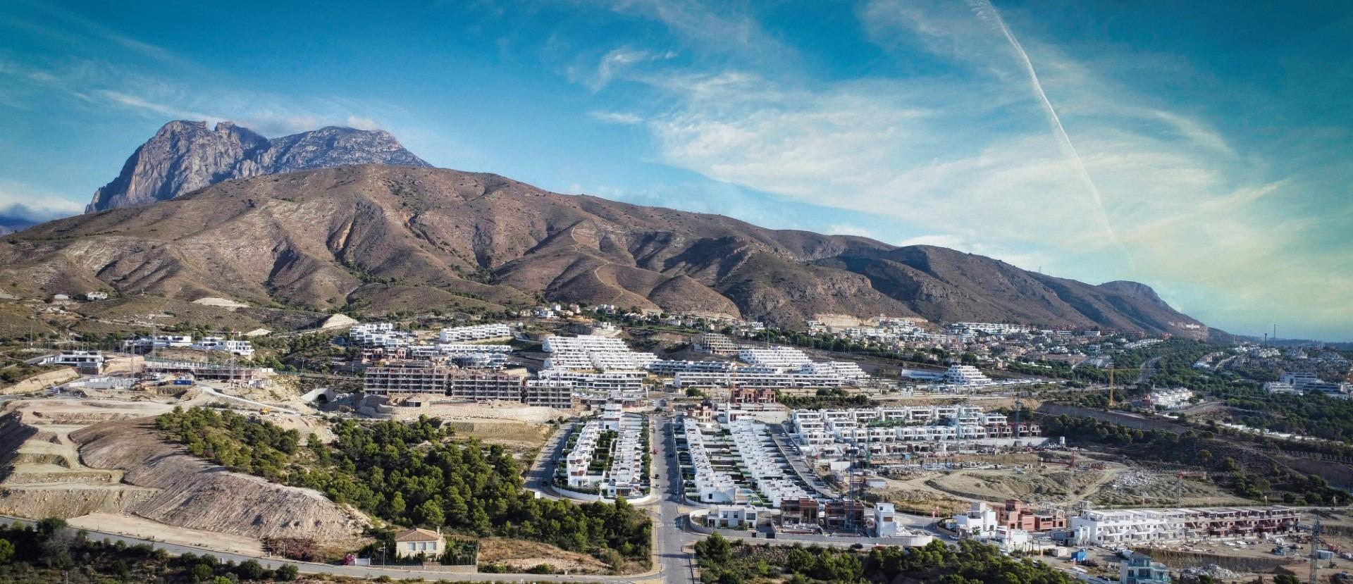 Last 3 homes available at BREEZE, Balcón de Finestrat! 🌴