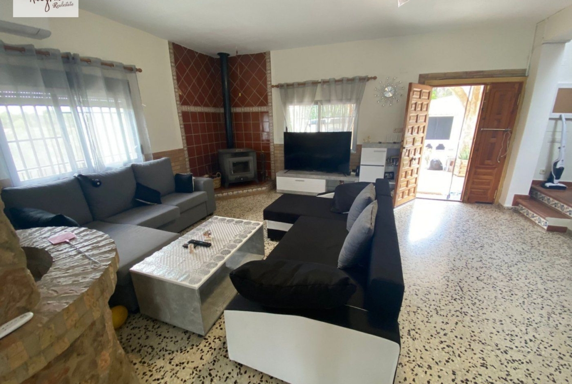 Villa for sale in Algimia de Alfara