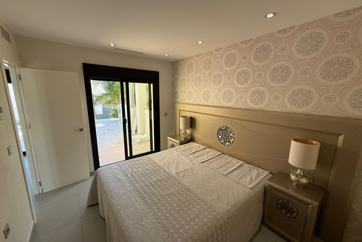 Prachtige vrijstaande villa met een perceel van 300 m2