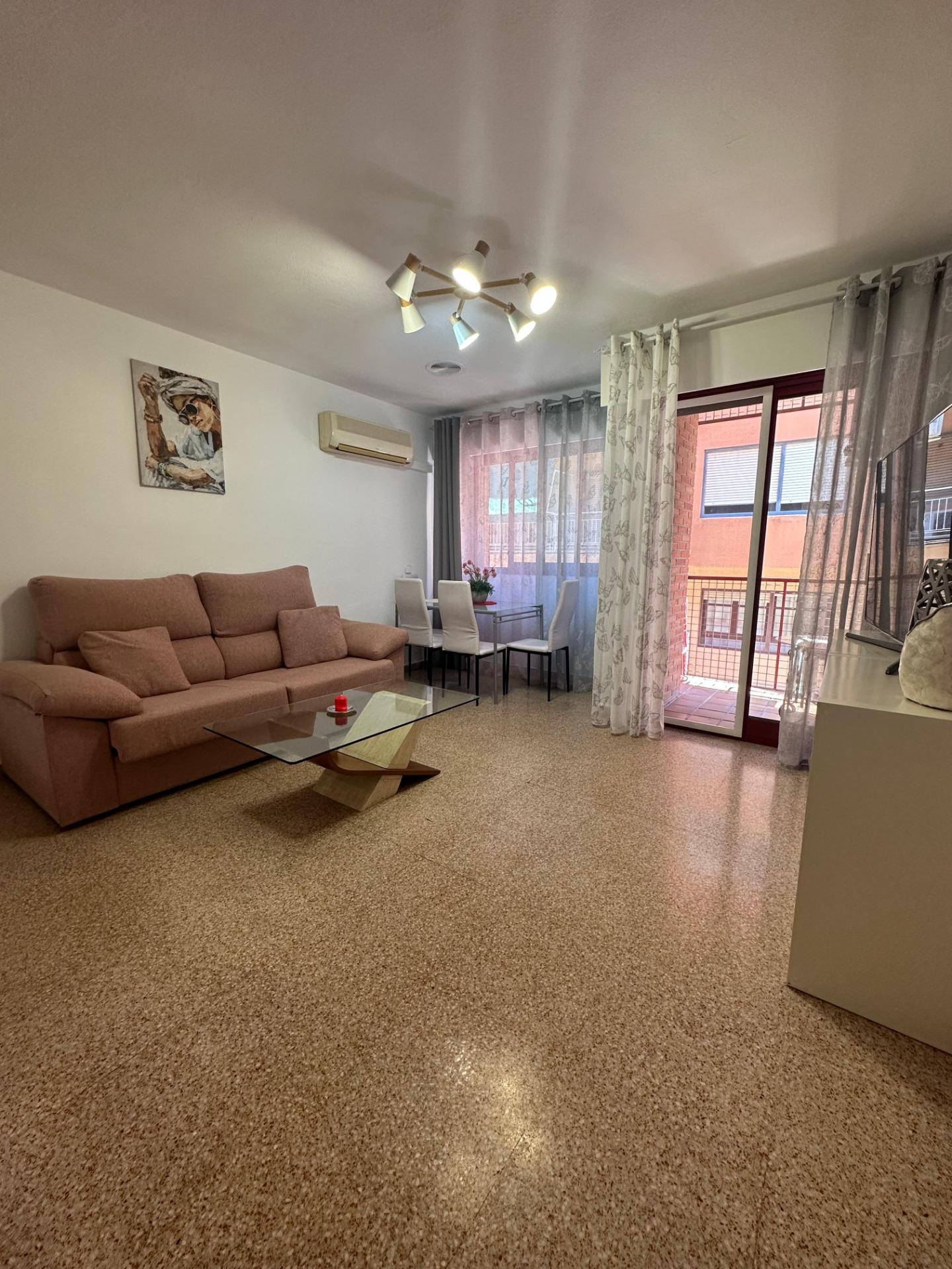 4-2-1 Cosy flat in Carolinas Altas