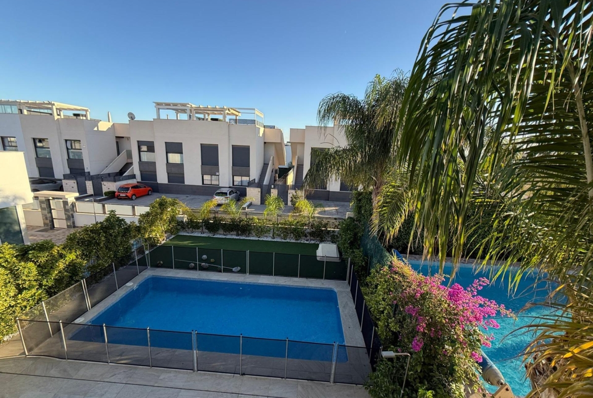 Prachtige vrijstaande villa met een perceel van 300 m2