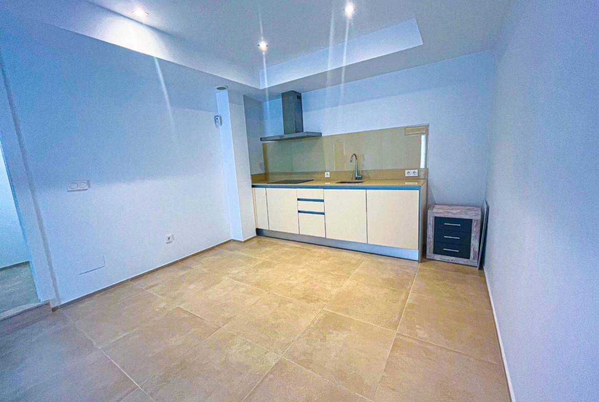 VILLA DE LUJO EN LA ZENIA. 5 DORM. 4 BAÑOS. PISCINA PRIVADA. PARCELA 410 M2.