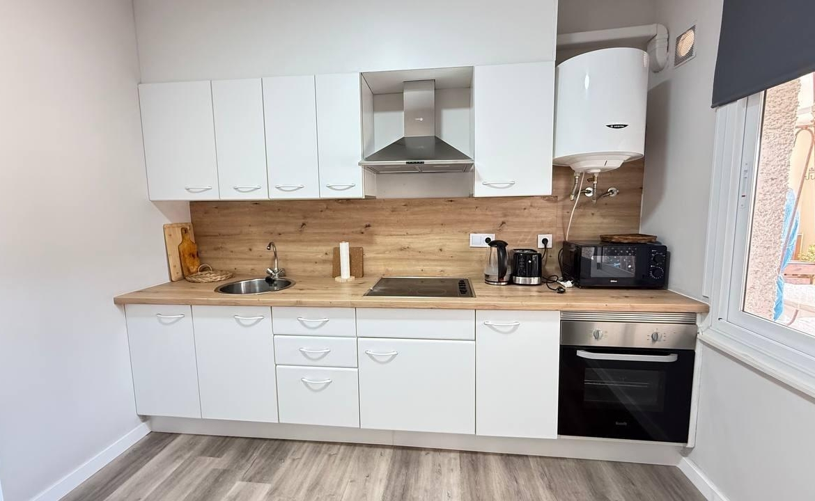 Ground floor bungalow, renovated, with 2 bedrooms and 1 bathroom
