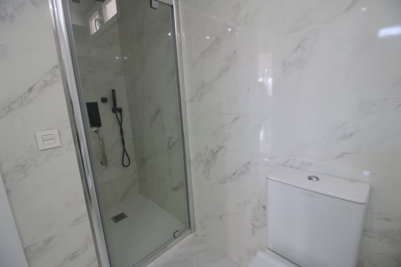 4-20-5 Villa de obra nueva en zona Av. Coloma de La Nucia