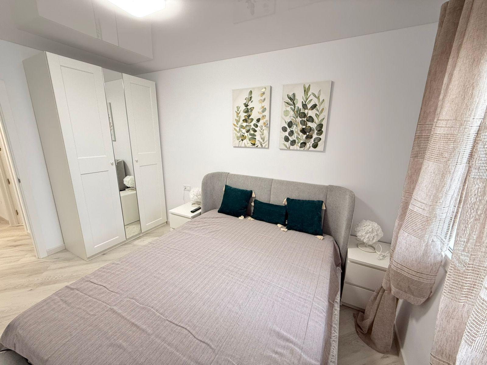 APARTAMENTO  RENOVADO  CON PISCINA CERCA DE LA PLAYA DEL CURA 200 M