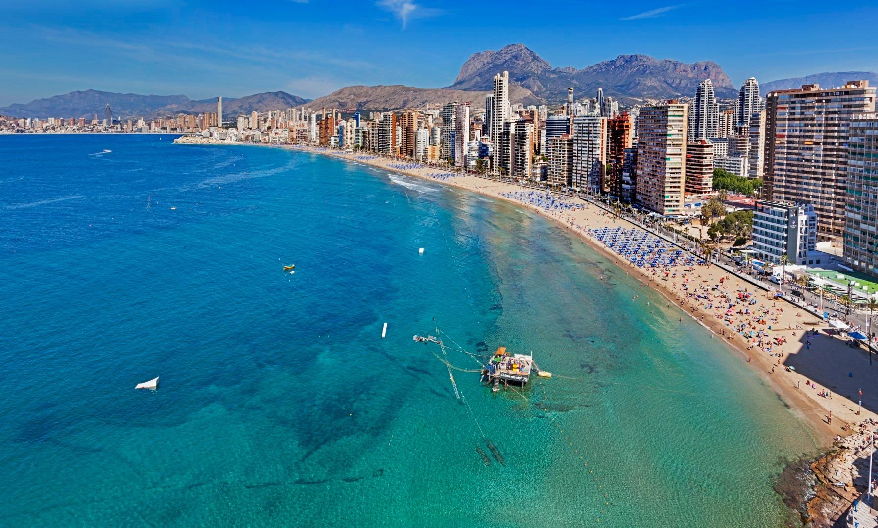 Last 3 homes available at BREEZE, Balcón de Finestrat! 🌴