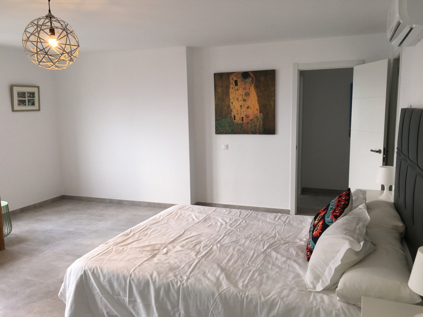 4-22-11 MARVELLOUS PENTHOUSE INBENIDORM IN LA CALA WITH SEA VIEWS