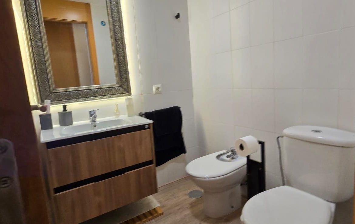 BUNGALOW IN CITY OF LIGHT FACING THE SEA – TORMOS STREET