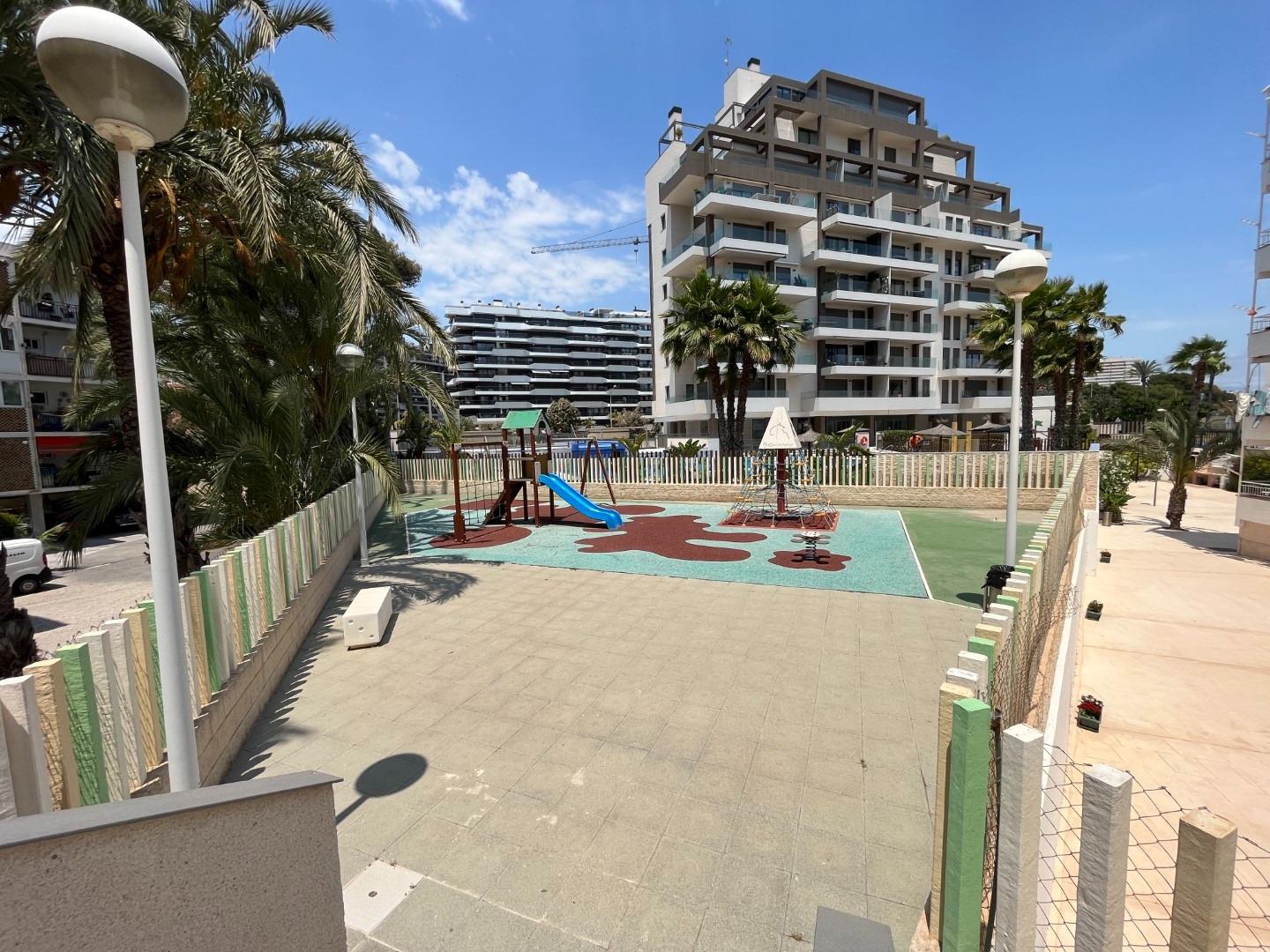 4-23-24 Appartement met 2 slaapkamers naast San Juan Beach
