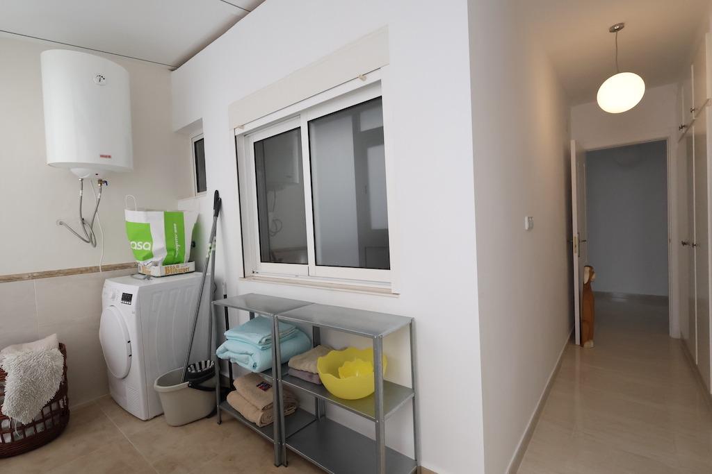 Torrevieja Avda de la Libertad, 1e verdieping appartement voor de nieuwe haven