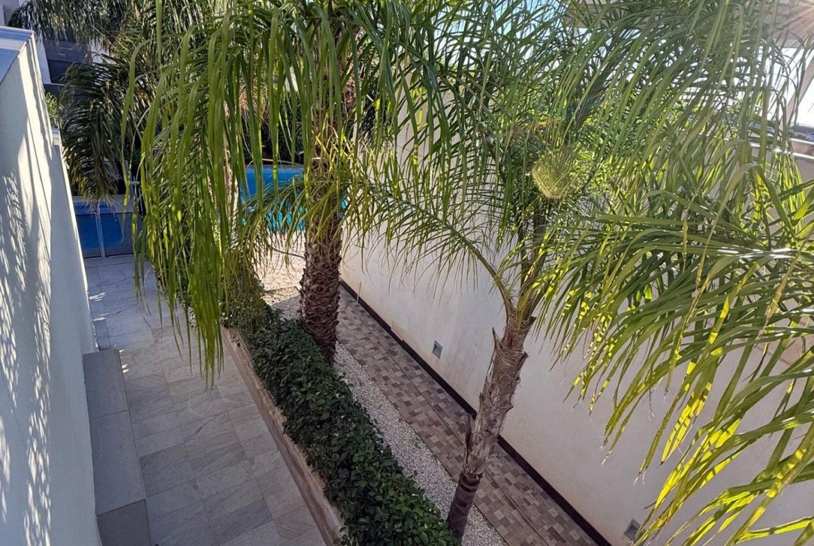 Prachtige vrijstaande villa met een perceel van 300 m2