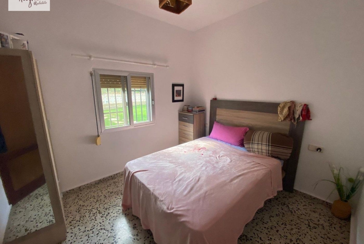 Villa for sale in Algimia de Alfara