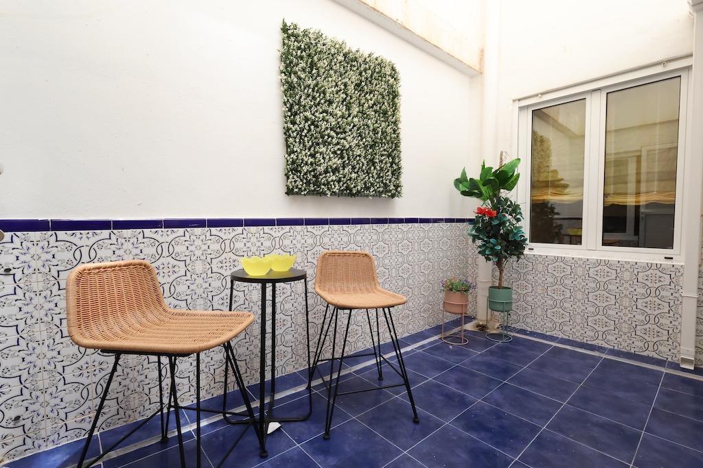 Torrevieja Avda de la Libertad, 1e verdieping appartement voor de nieuwe haven