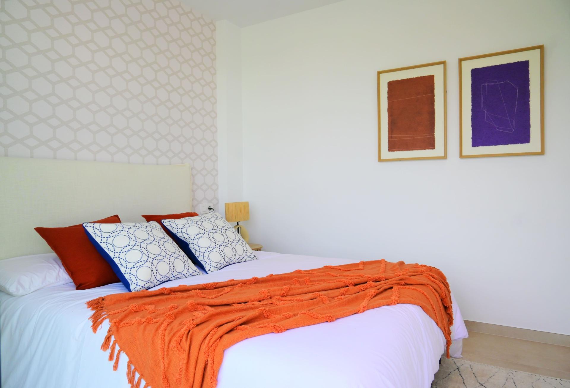4-25-32 EXCLUSIVIDAD Y BIENETAR: VILLA CON JARDÍN Y GARAJE PRIVADO