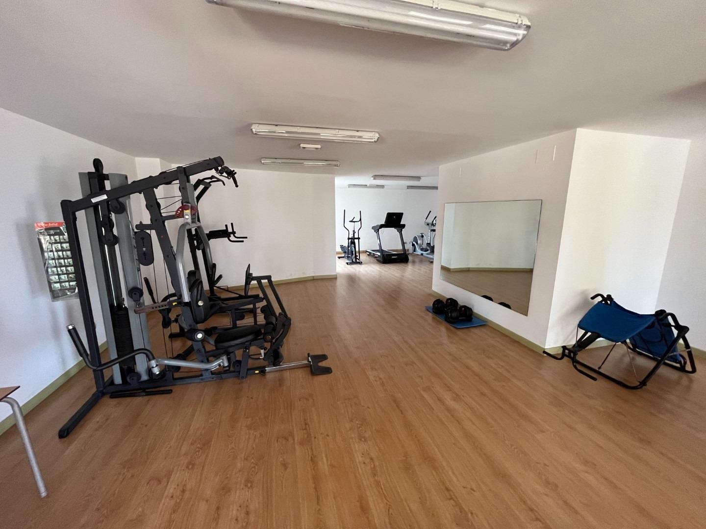 4-26-21 Appartement met 2 slaapkamers naast San Juan Beach