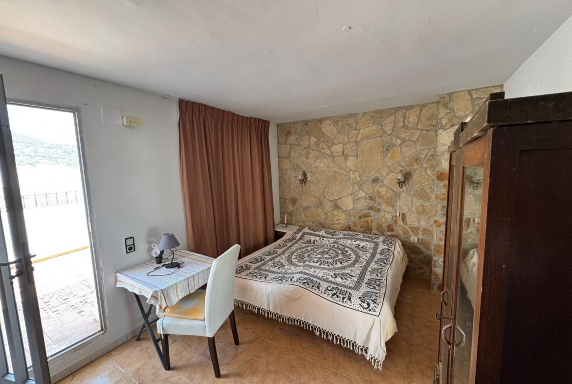Magnificent Historic House in the Heart of Calpe — Ideal Investment and Home with Soul