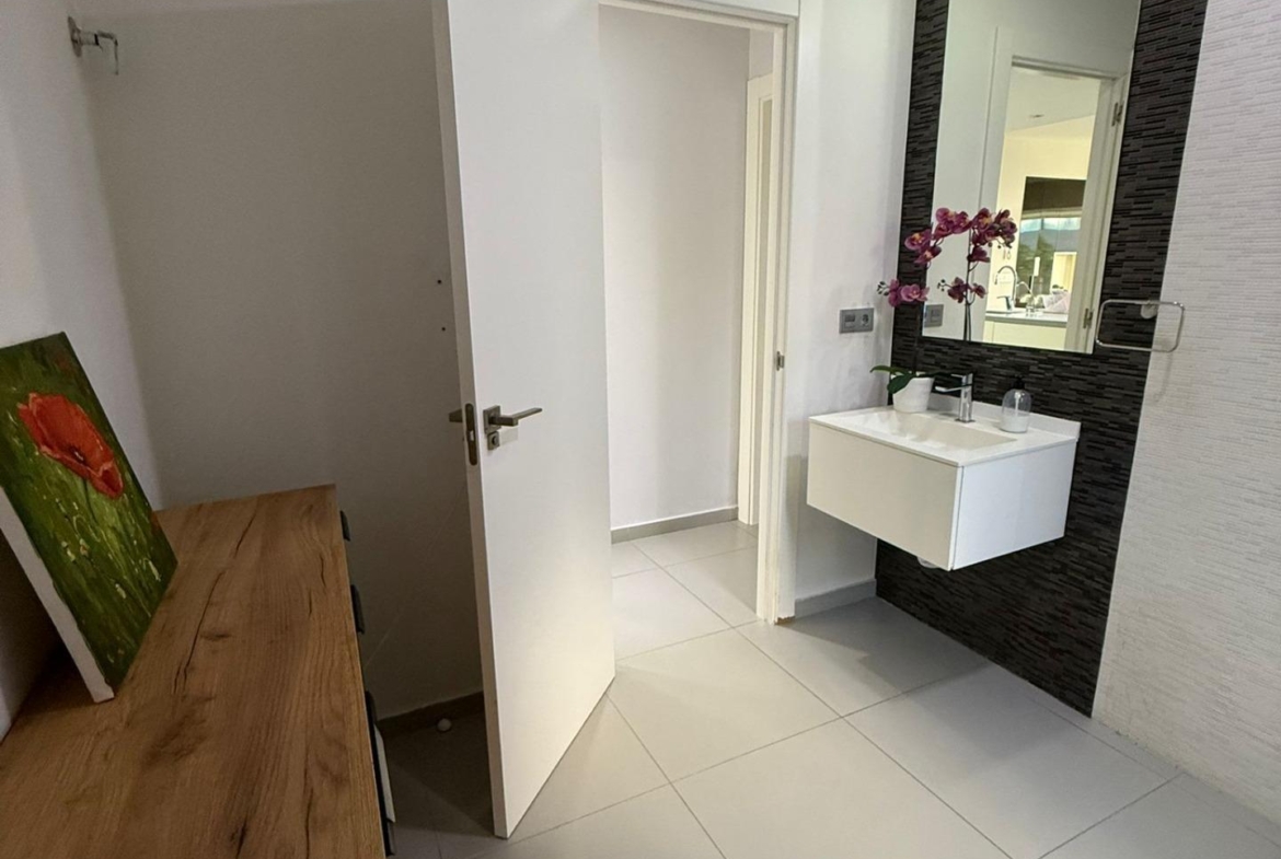 Prachtige vrijstaande villa met een perceel van 300 m2