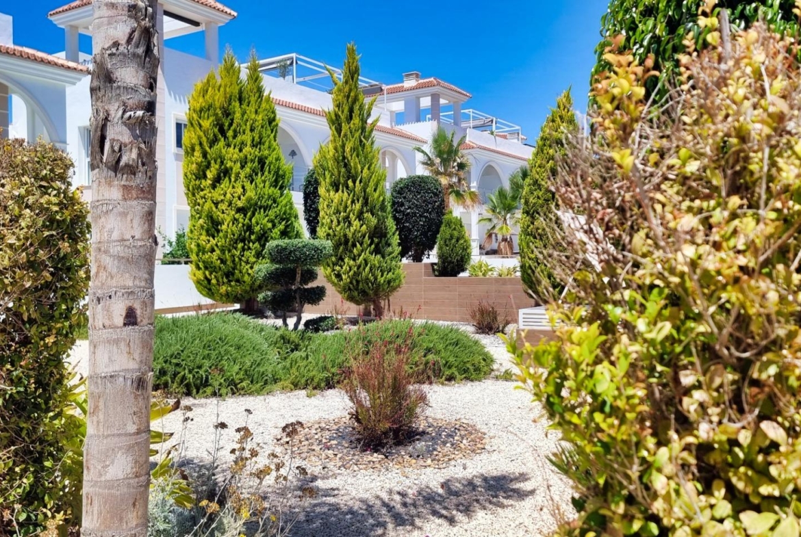 Ciudad Quesada, Doña Pepa, luxe bungalow op de bovenste verdieping