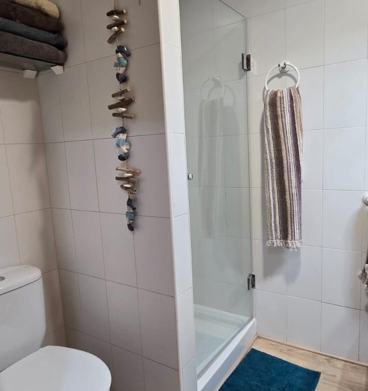 BUNGALOW IN CITY OF LIGHT FACING THE SEA – TORMOS STREET